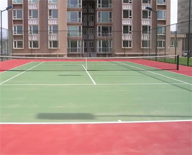 塑膠球場(chǎng)的特性是哪些？？